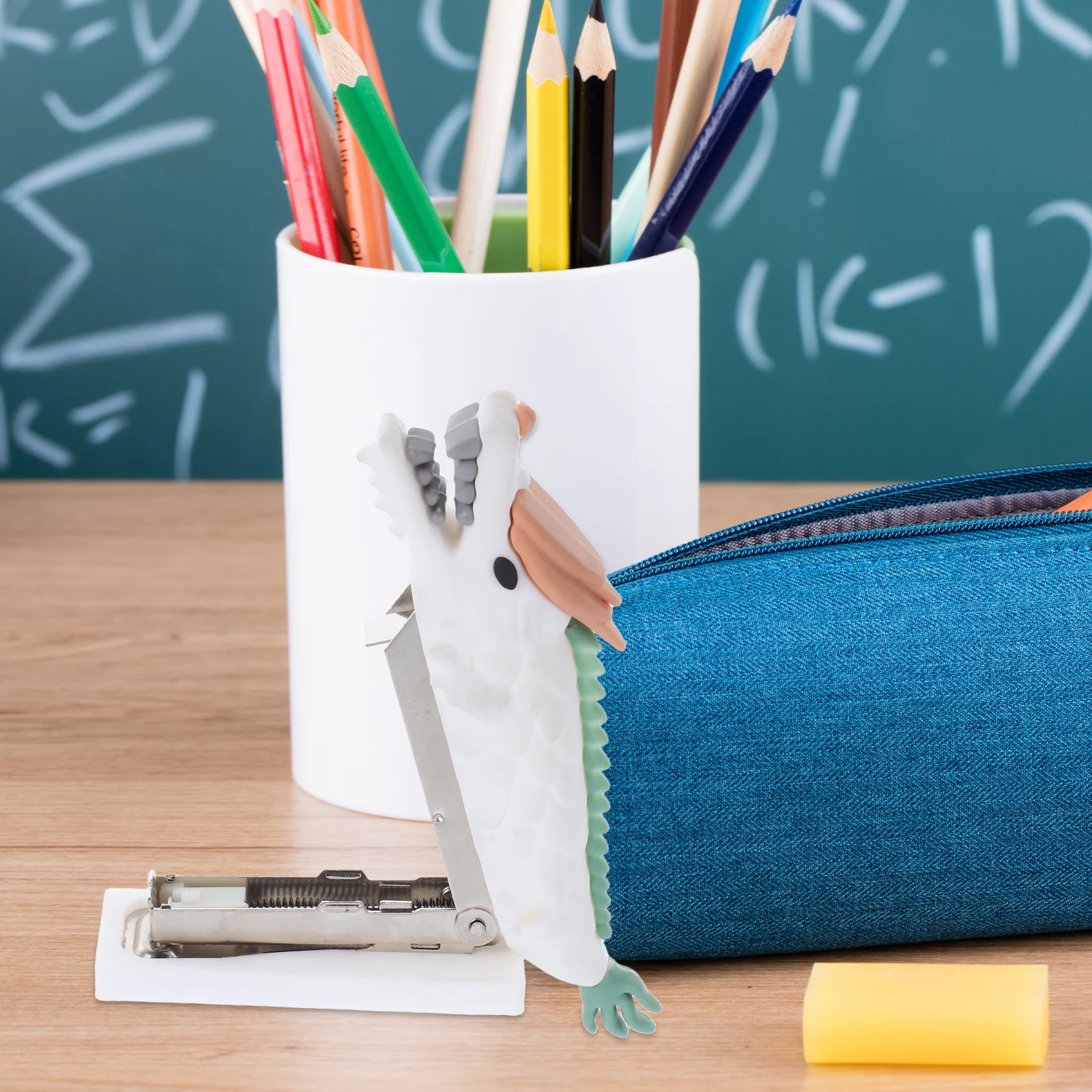 

Mini Portable Dragon Stapler Cute Cartoon Design Hand Stapler for Desk Office School Supplies Stainless Steel Staples