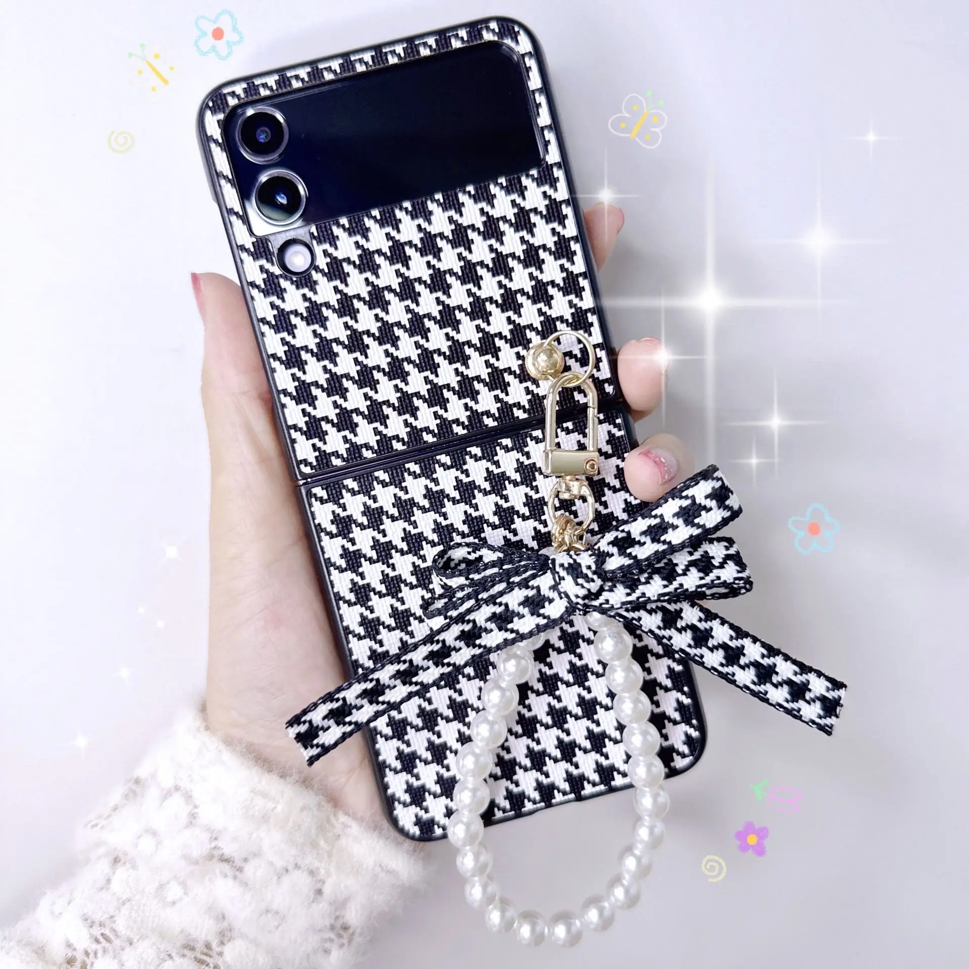 

Case For Samsung Galaxy Z Flip 4 Z Flip 3 DIY Houndstooth Bow Pearl Bracelet Hard Mobile Phone Case Cover