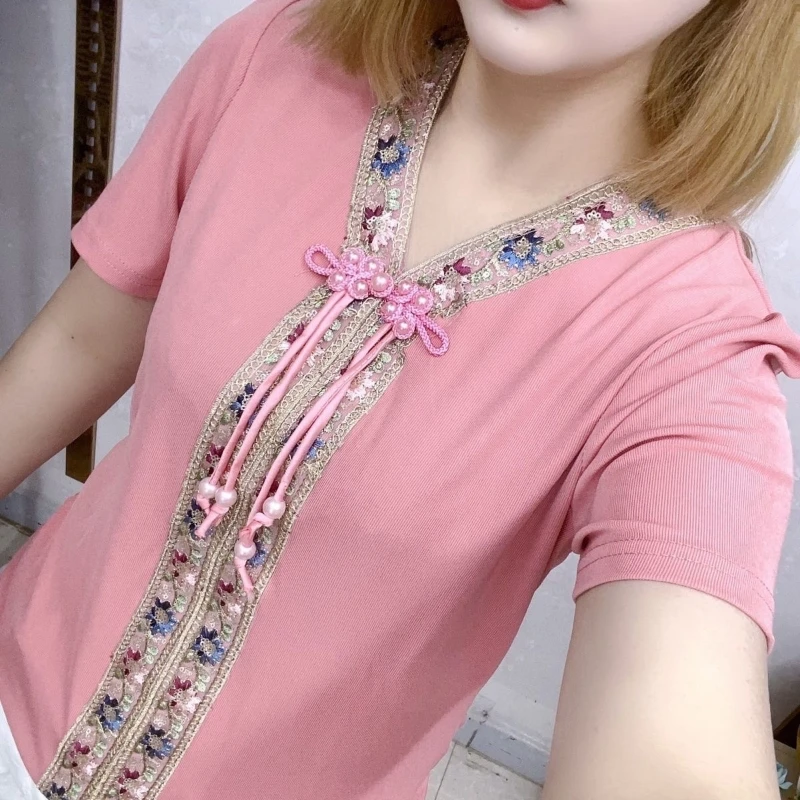 2024 New Summer Retro Chinese Style Fashionable Chiffon Short Sleeved Loose V-neck Patchwork Embroidered Women\'s T-shirt Top