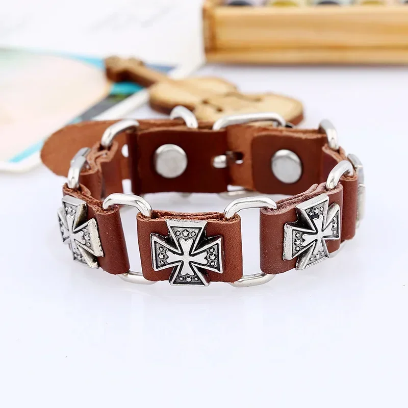 Retro Punk Connection Cowhide Alloy Cross Men\'s Leather Bracelet Brown Classic Trendy Casual Sporty Unisex Snap Button Jewelry