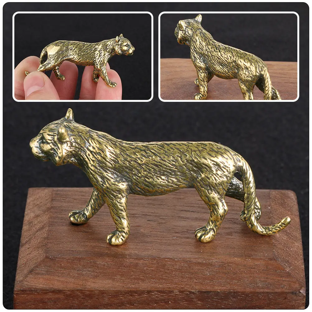 

Desktop Tiger Paperweight High Class Brass Material Fine Workmanship Stable Flat Bottom Long-Lasting Wear-Resistant Household