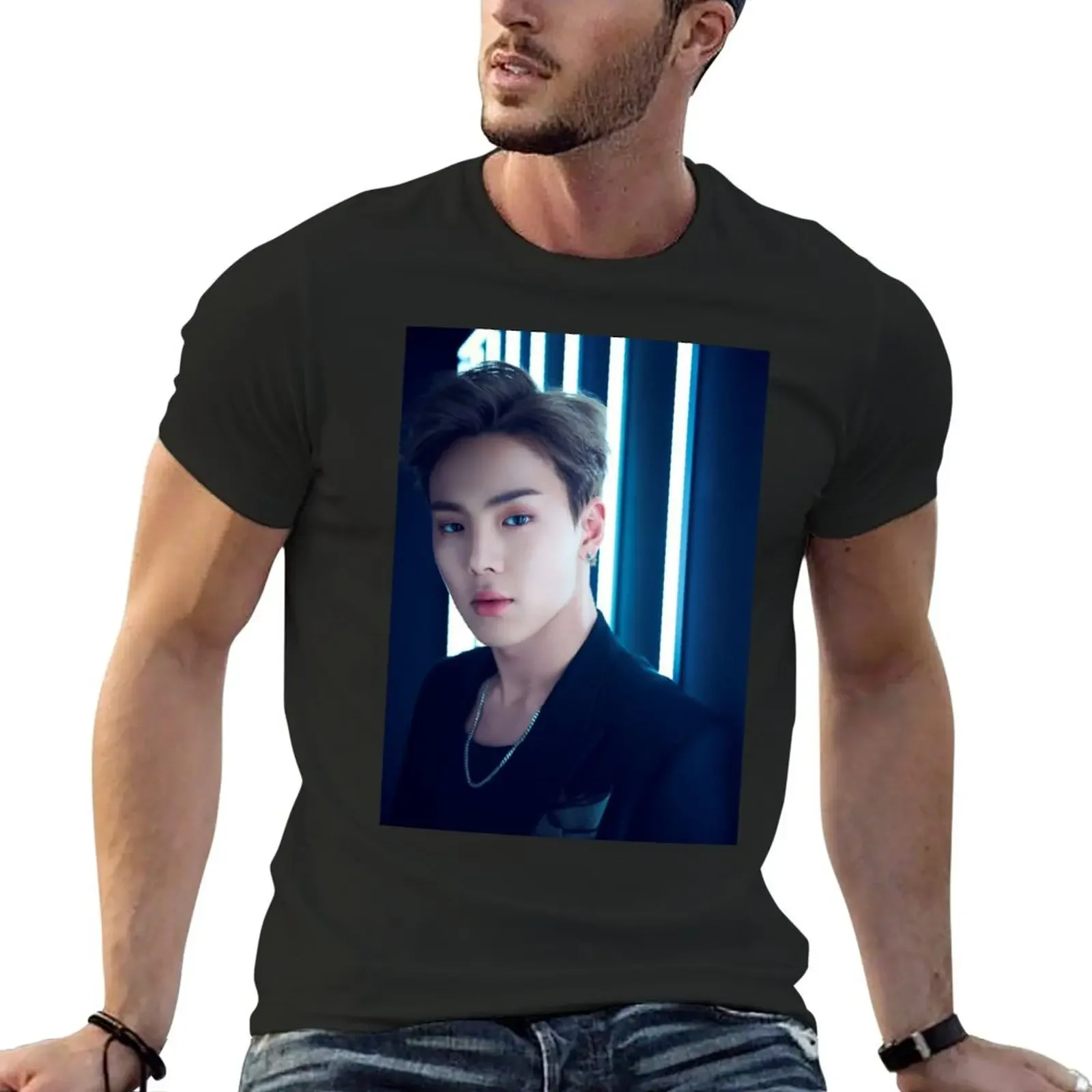 

Shownu T-Shirt Aesthetic clothing essential t shirt mens fashion