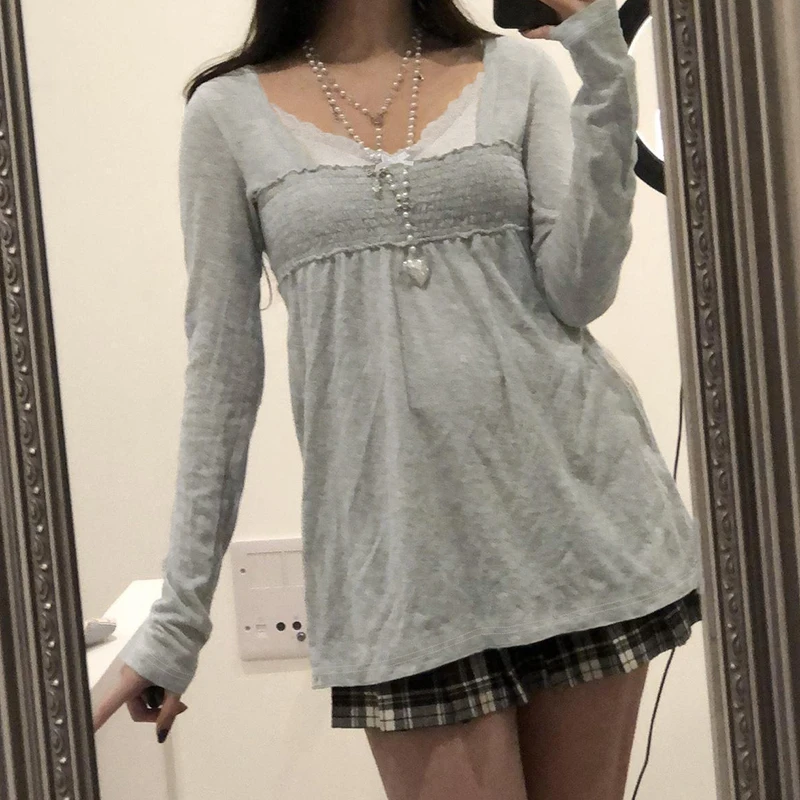 SUCHCUTE Women Y2K Square Neck Long Sleeve Top Casual Lace Trim A Line Mini  T-Shirt Vintage Coquette Babydoll Tees Fall Outfits