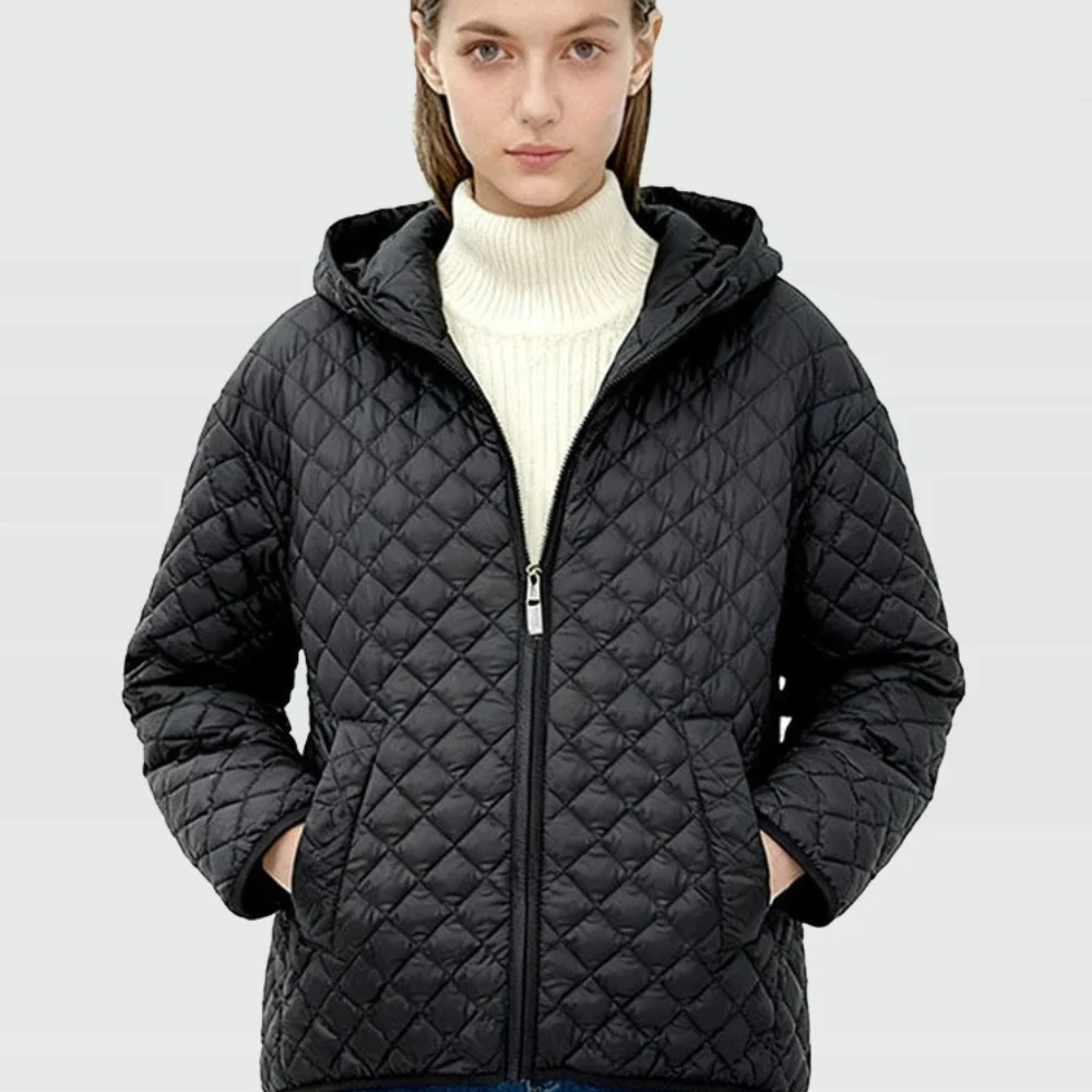 Women's Winter Short Down Jacket Winter Lightweight Puffer Down Jacket Women Hooded Zipper Up White Duck Down Versatile Coat