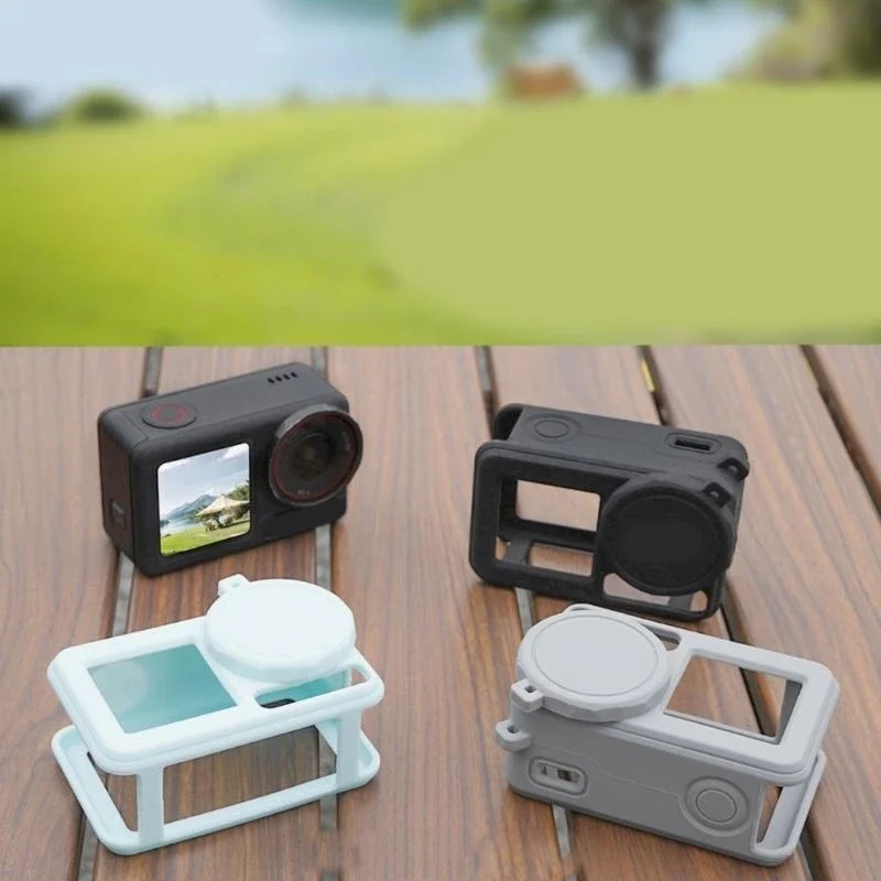 

Essential Protections Set for Action 5 Silicone Case, Comfort Neck Straps, Lens Cover, and Safety Straps