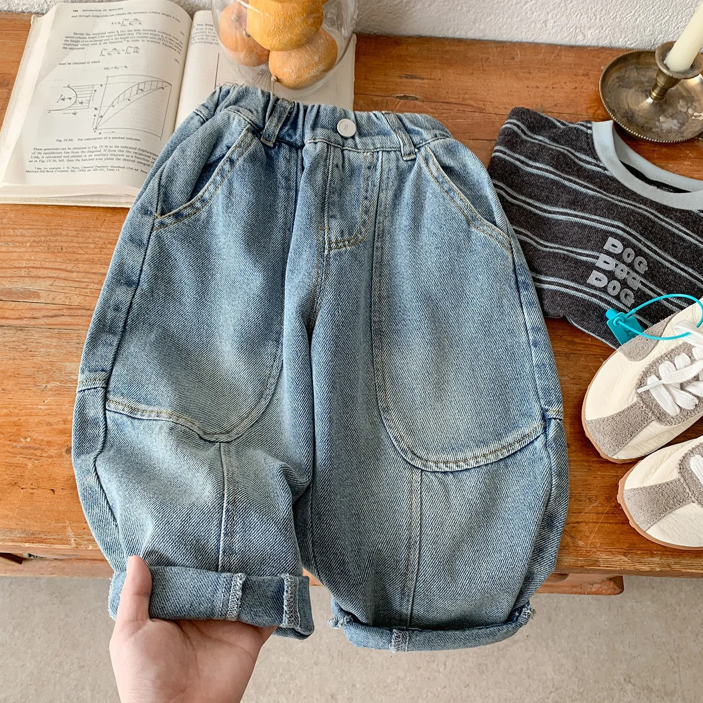 

Детские джинсы на весну и осень, повседневные джинсовые брюки с лоскутным узором для девочек, джинсы для мальчиков, свободные брюки для малышей 2-11 лет