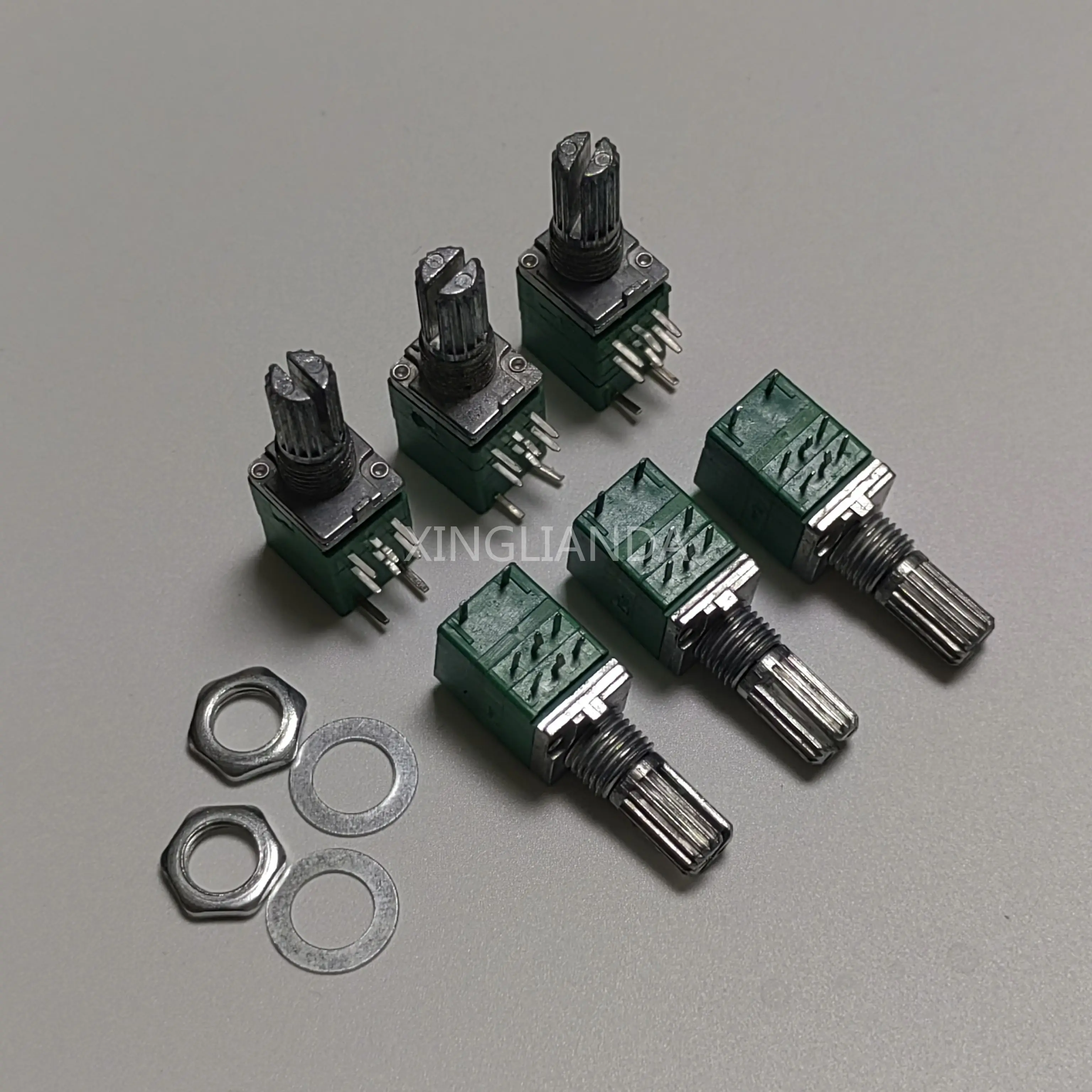 20PCS RV097 8PIN 1K 5K 10K 20K 50K 100K 500K (With Switch) Audio Shaft 15mm Amplifier Sealing Potentiometer