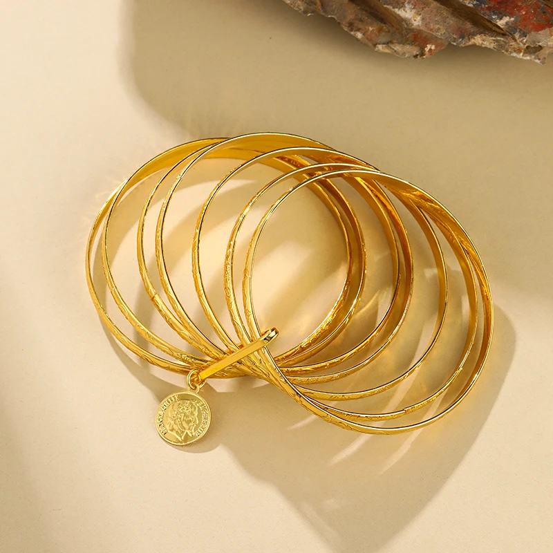 LUIZADA Retro Court-Style Handcrafted Heavy-WeightExquisite And Magnificent Hollow-Carved FigurineWith Floral Patterns Bracelet