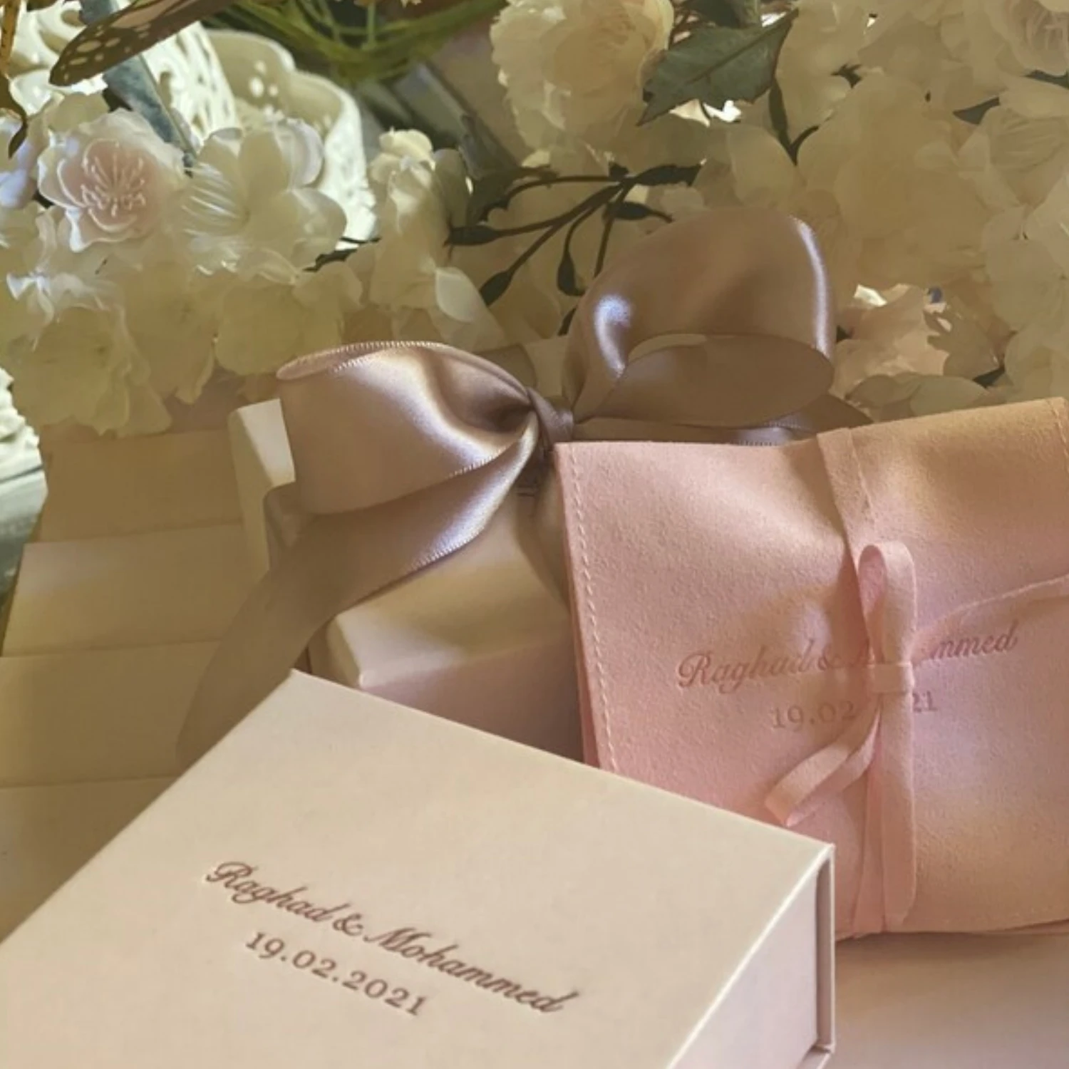 

20 шт. коробка для упаковки ювелирных изделий и набор мешочек, коробки и мешочки для ювелирных изделий на заказ с логотипом оптом