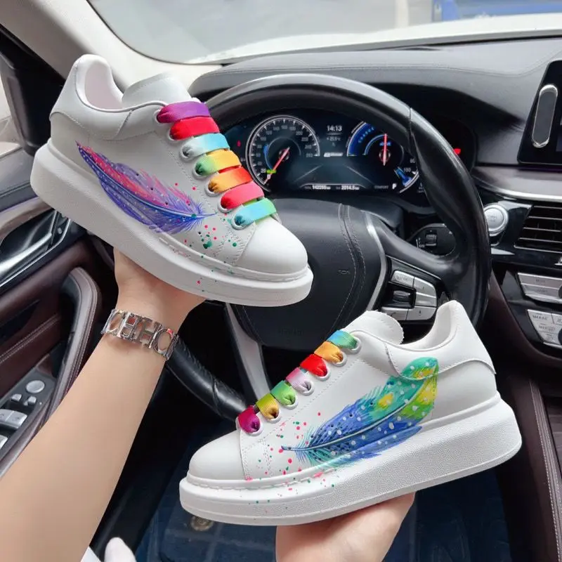 

Новые модные кроссовки унисекс 2026 года с ручной росписью граффити, на массивной подошве, на шнуровке, увеличивающие рост, для мужчин и женщин