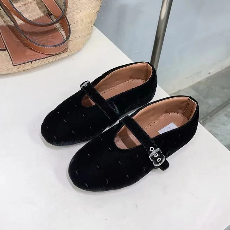 

2026 Ballet Mary Jane Women's Shoes Spring New Style One Straw Hollow Breathable Flat Top Single Shoe Trend