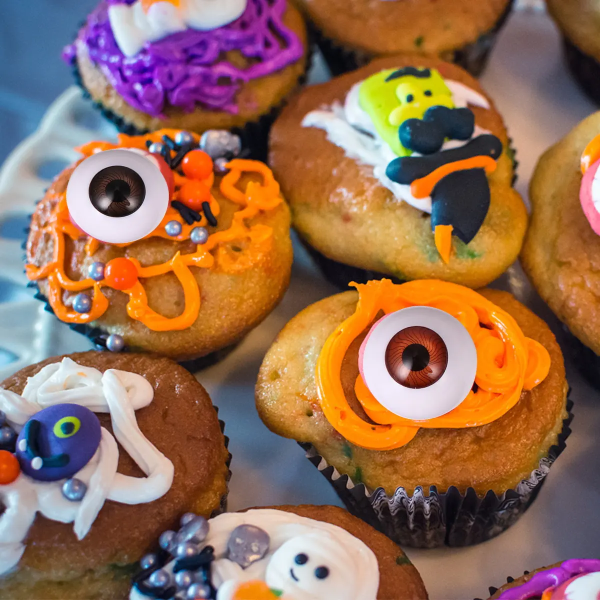 

3Pairs Halloween Eyeballs Emulation Acrylic Eyes for Party Spooky Crafts Clay Crocheted Wedding Decors Funny Handcrafts Prank