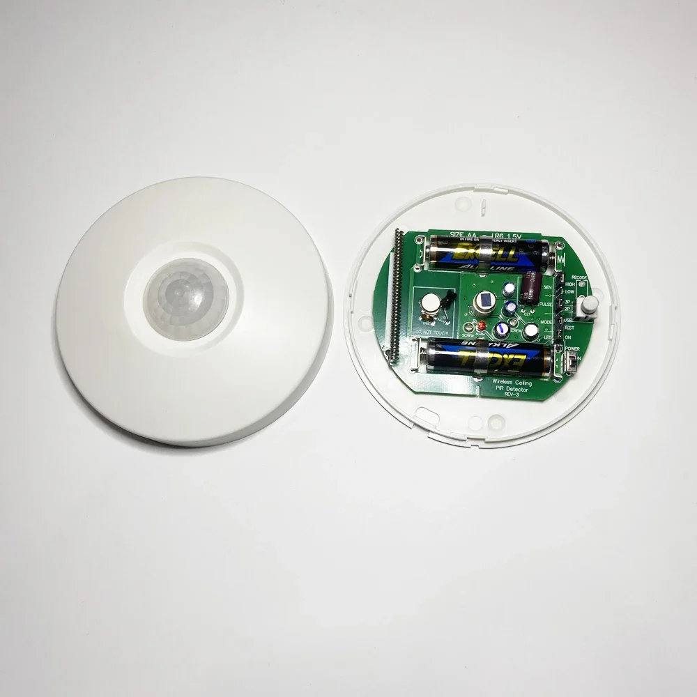 1Pcs Indoor Ceiling Wireless Infrared Detector RF433Mhz Movement PIR Motion Sensor for Security Alarm System Battery Inside