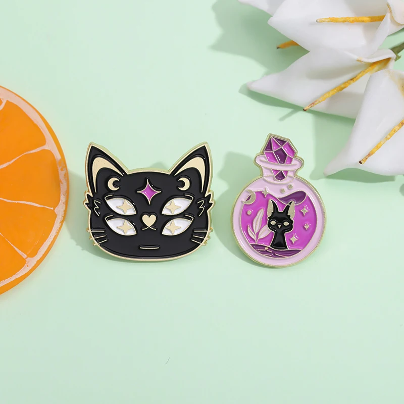 

Wholesale Witch Cats Enamel Pins Magic Black Kitten Potion Brooches Lapel Badges Backpack Gothic Animal Jewelry Gift for Friends