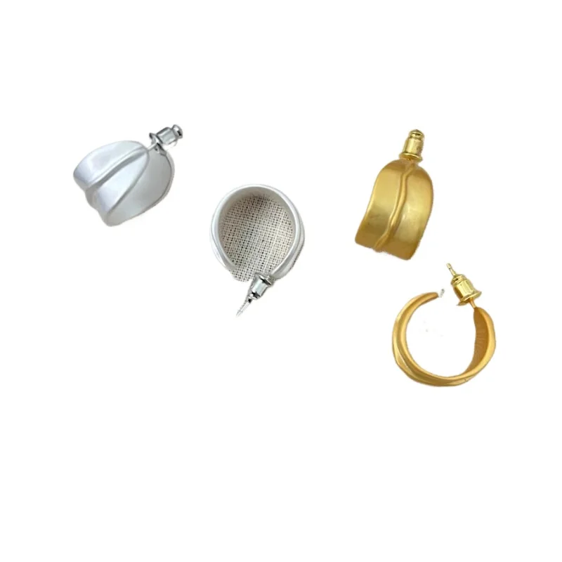 

French retro frosted gold wide version earrings niche design pleated texture muscle women