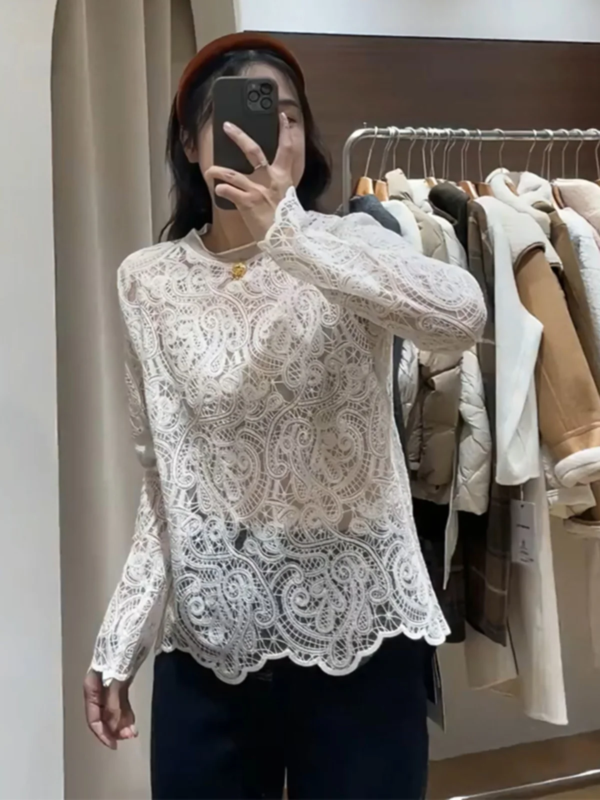 

Spring 2025 Women's Lace Base irt Loose Slimming Inner Wear Outerwear T-irt Top Comfortable Breathable Long Sve round ...