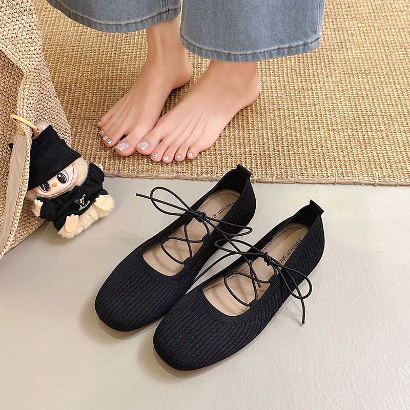 Frenchly Gentle Marie-Jeanne W - đánh giá và giá Pointed Toe Flat