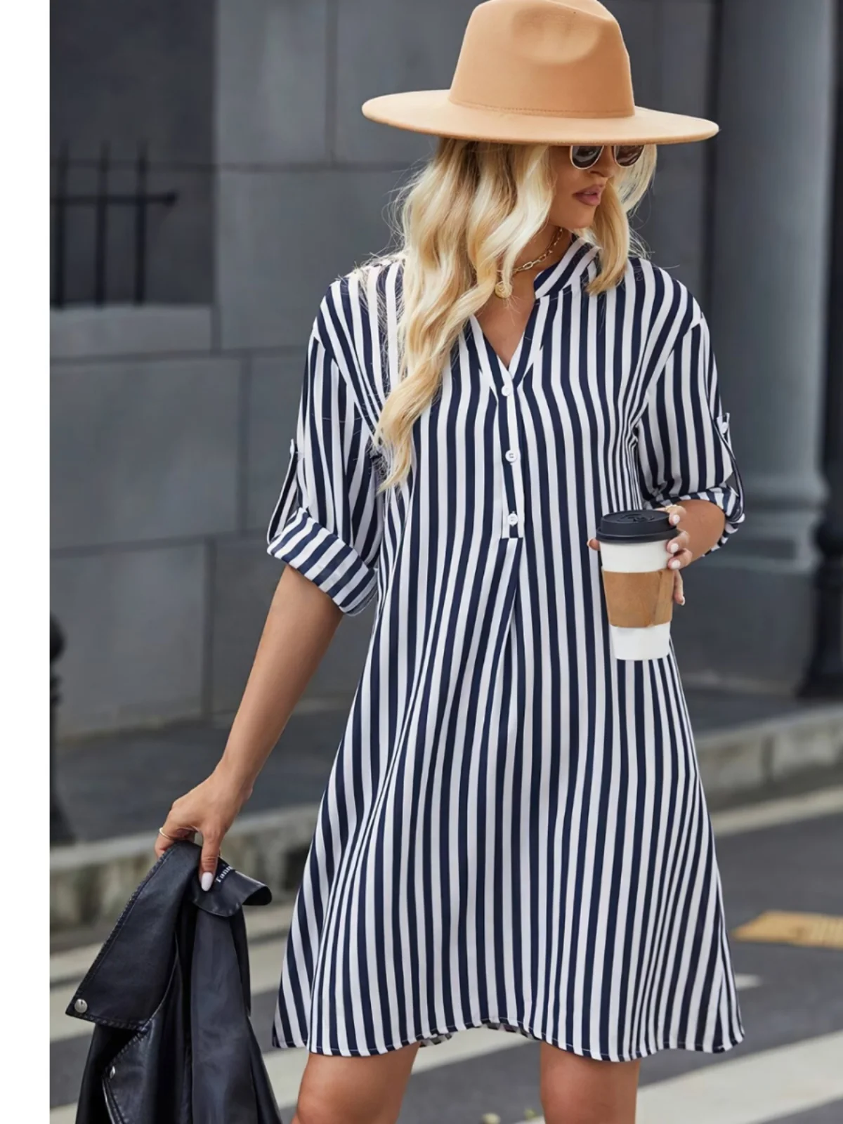 Jesienna Nowa Luźna Długa Bluzka z Dekoltem w Serek, Wzorem w Paski, Casualowa, o Średniej Długości, Damska, Modna, z Włókna Poliestrowego