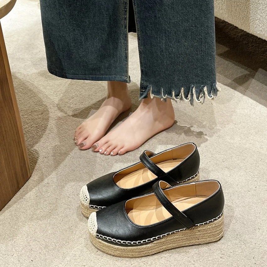 Shoes Woman 2024 NEW Casual Female Sneakers Flats Oxfords Shallow Mouth Square Toe New Cute Retro Dress Leather Fashion comfort