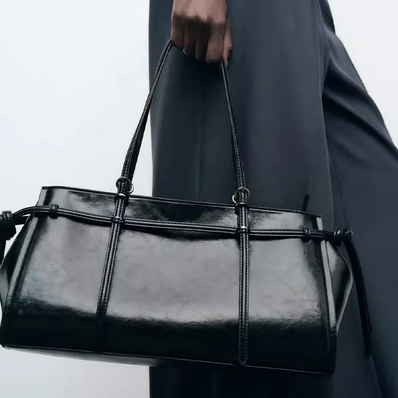 

2025 new large black pu leather women's tote bag luxury designer top handle stylish and simple casual shoulder bag shopper walle