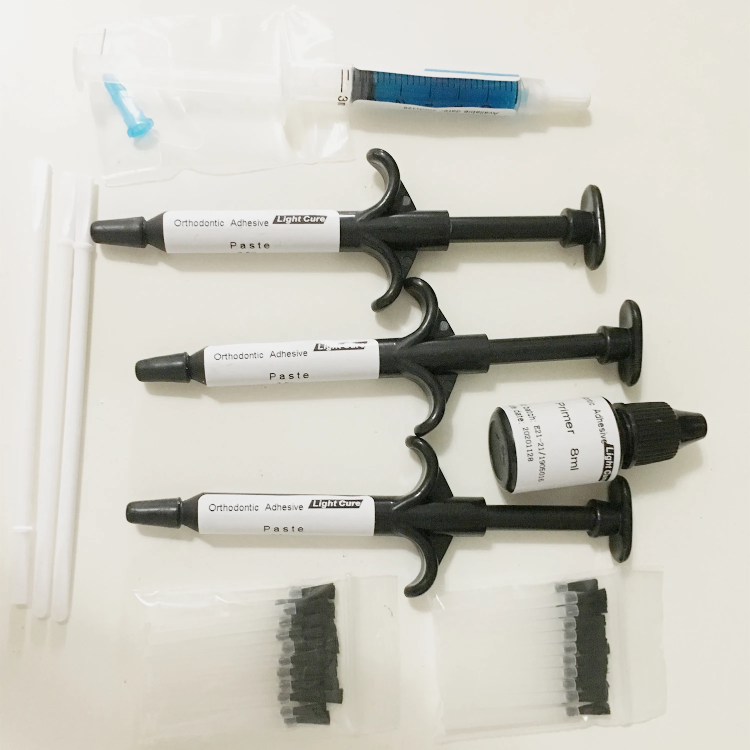 1 Pcs/Bag Orthodontics Etchant 2.5ML For Metal Bracket Tooth Surface pretreatment products Light-Curing Adhesive And Primer