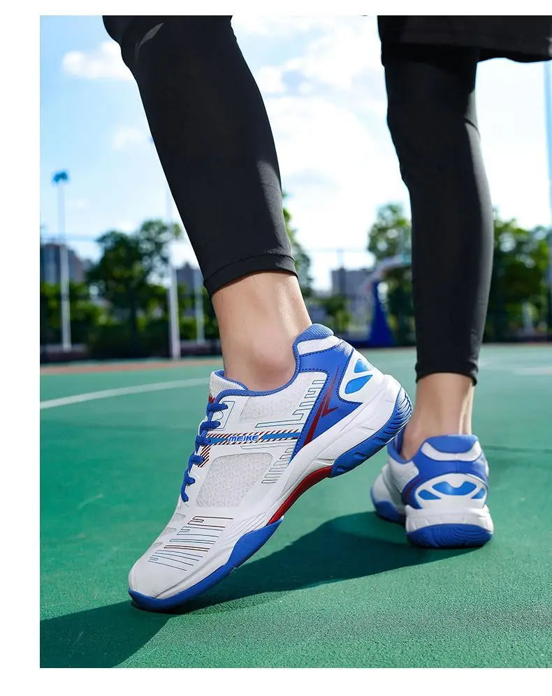 

2025 New Women's Sports Shoes Men's Badminton Shoes Lightweight Breathable Women's Outdoor Sports Training Women's Athletics
