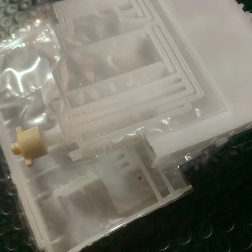 

Чернильный бак подходит для Epson EcoTank L1119 L3108 L3118 L4159 L4261 L4266 L4260 L4167 L3110 L4263 L3550 L3119 L3256 L4166 L3260 L4268