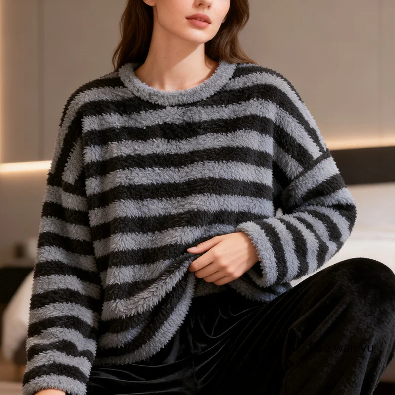 Plus Size Thickened Warm Winter Long-Sleeved Soft Student Black Pajamas Women's Coral Velvet Striped Casual Sleepwear Nightwear