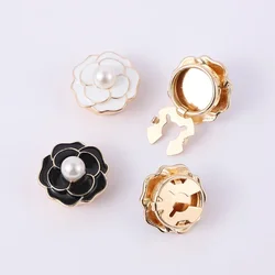 2PCS New Fashion Pearl Flower Cufflinks for Women Luxulry Jewelry Shirt Button Cuff Links Clothing DIY Accessories