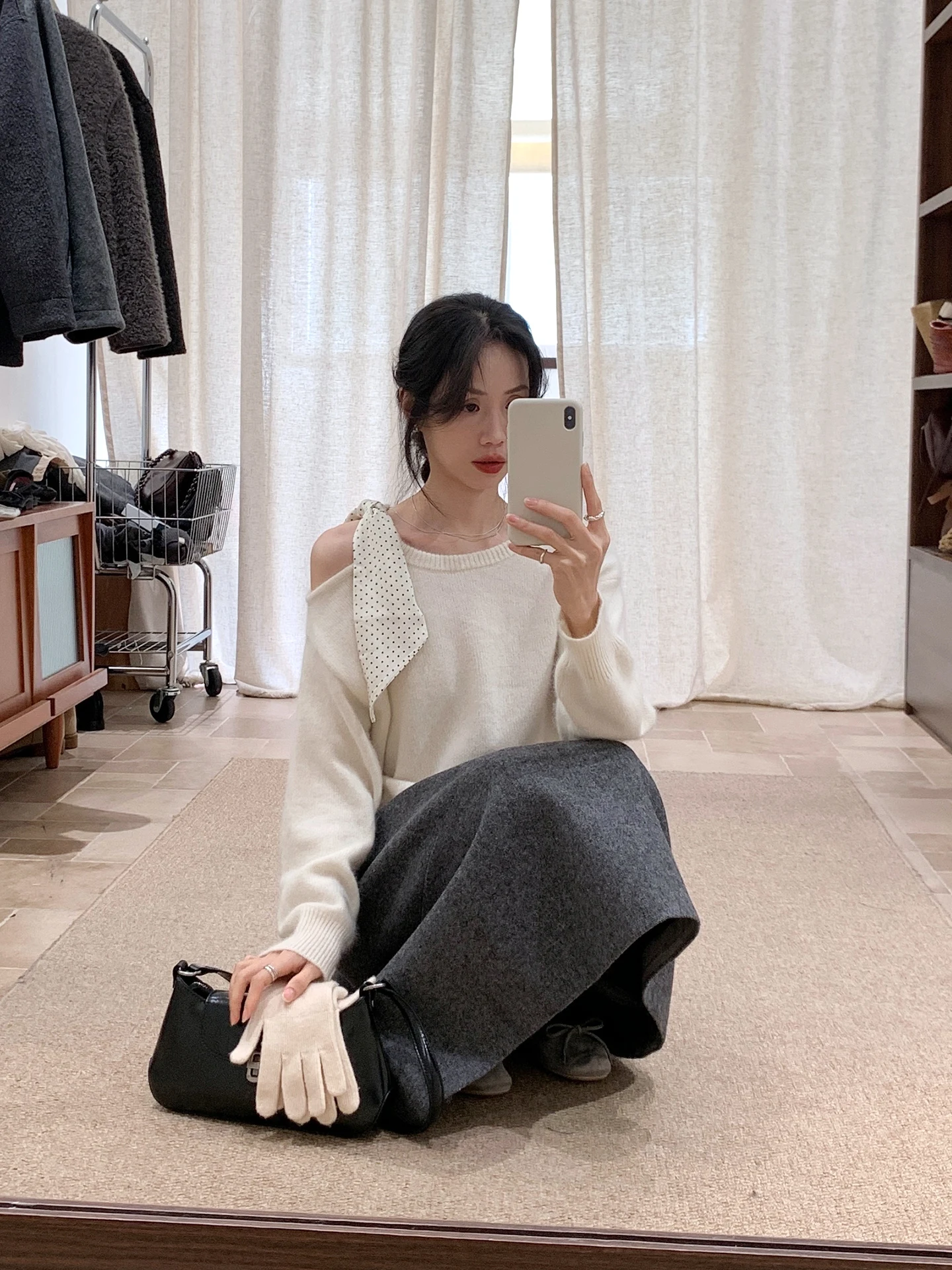 

White oulder-baring Knitted Sweater Women's Sle Simple Bear Fur Long Sve round Ne Casual Faion Autumn Winter New A...