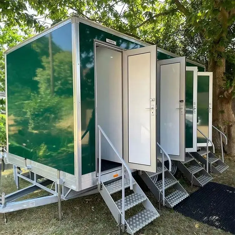 Self Contained Portable Toilet Trailer Stainless Steel Interior For Long Term Construction Site Mining Camp Usage