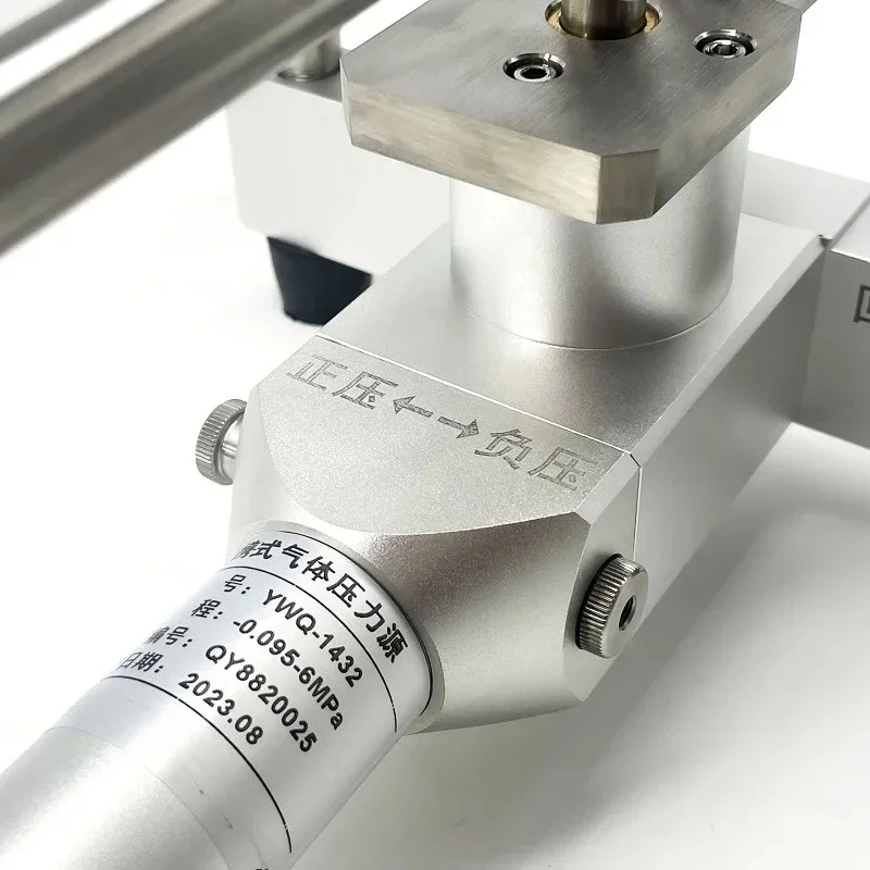 Field and laboratory 60 bar/6 trillion manual pressure source YWQ-1432 portable pneumatic pressure calibration pump