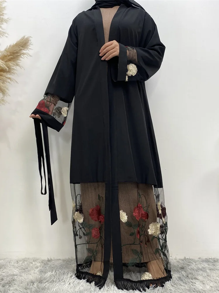 High Quality Islamic Women Dress Abaya Latest Fashion Abaya for Women Lace Floral Abaya Dubai Clothing Robe Femme Hiver Black