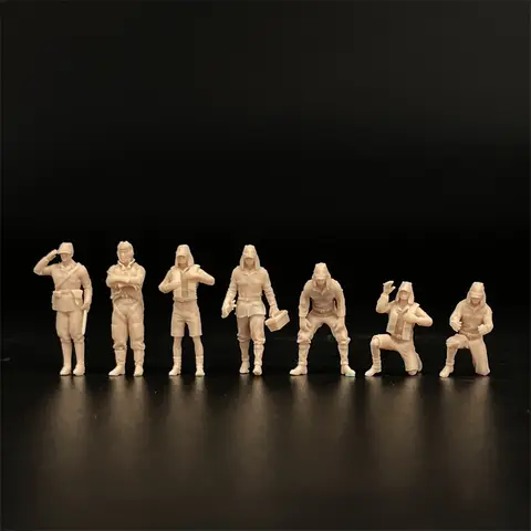 1/72 Scale Model Japanese Airfield Ground Crew 7 Figures Dioramas Resin Doll Unpainted Military Miniature Collection