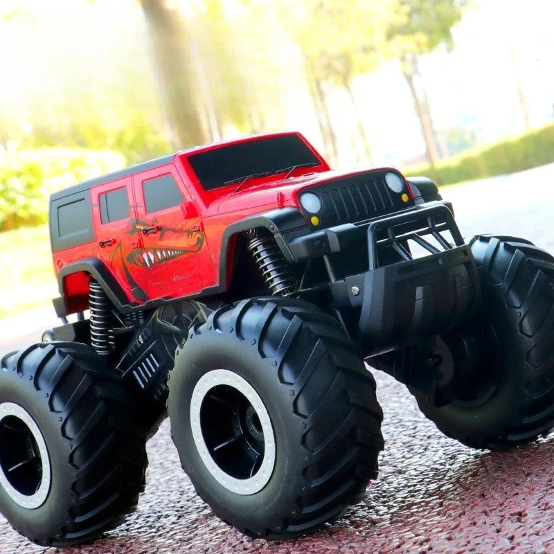 

2.4G eight-wheeled eight-wheel drive amphibious off-road vehicle, remote control stunt vehicle,