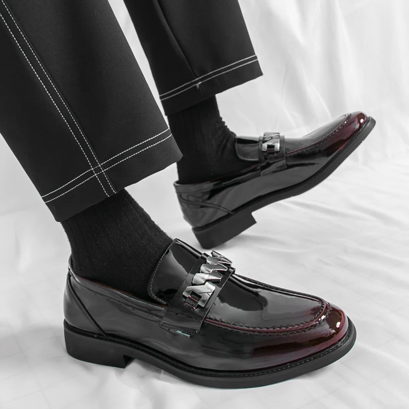 

Новинка 2023 года, кожаные лоферы, мужские туфли для вечеринок и свиданий, элегантные и удобные низкие кожаные туфли, мужские модные деловые модельные туфли