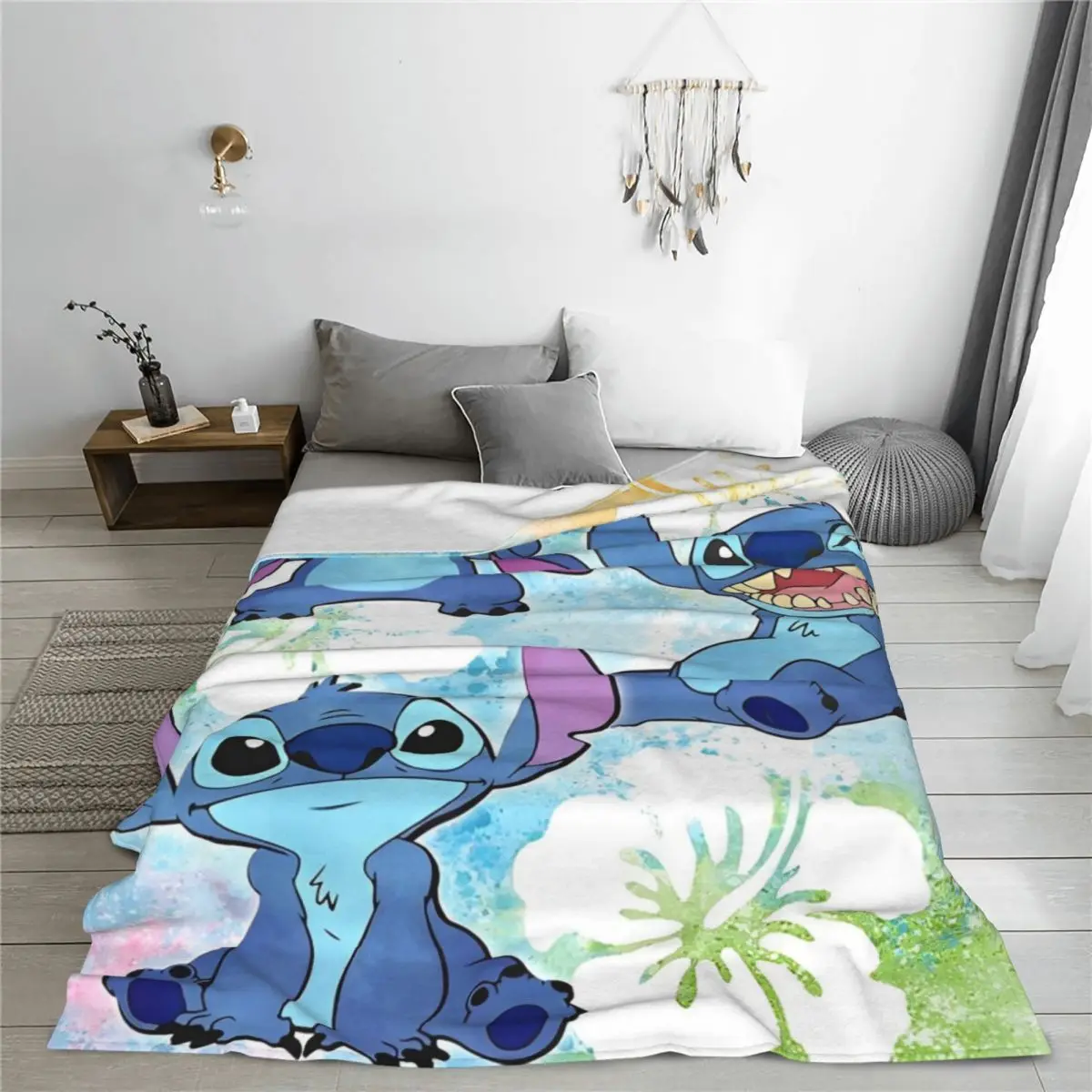 Cute Stitch Flowers Flannel Throw Blanket Cartoon Blankets for Bed Travel Ultra-Soft Bedroom Quilt