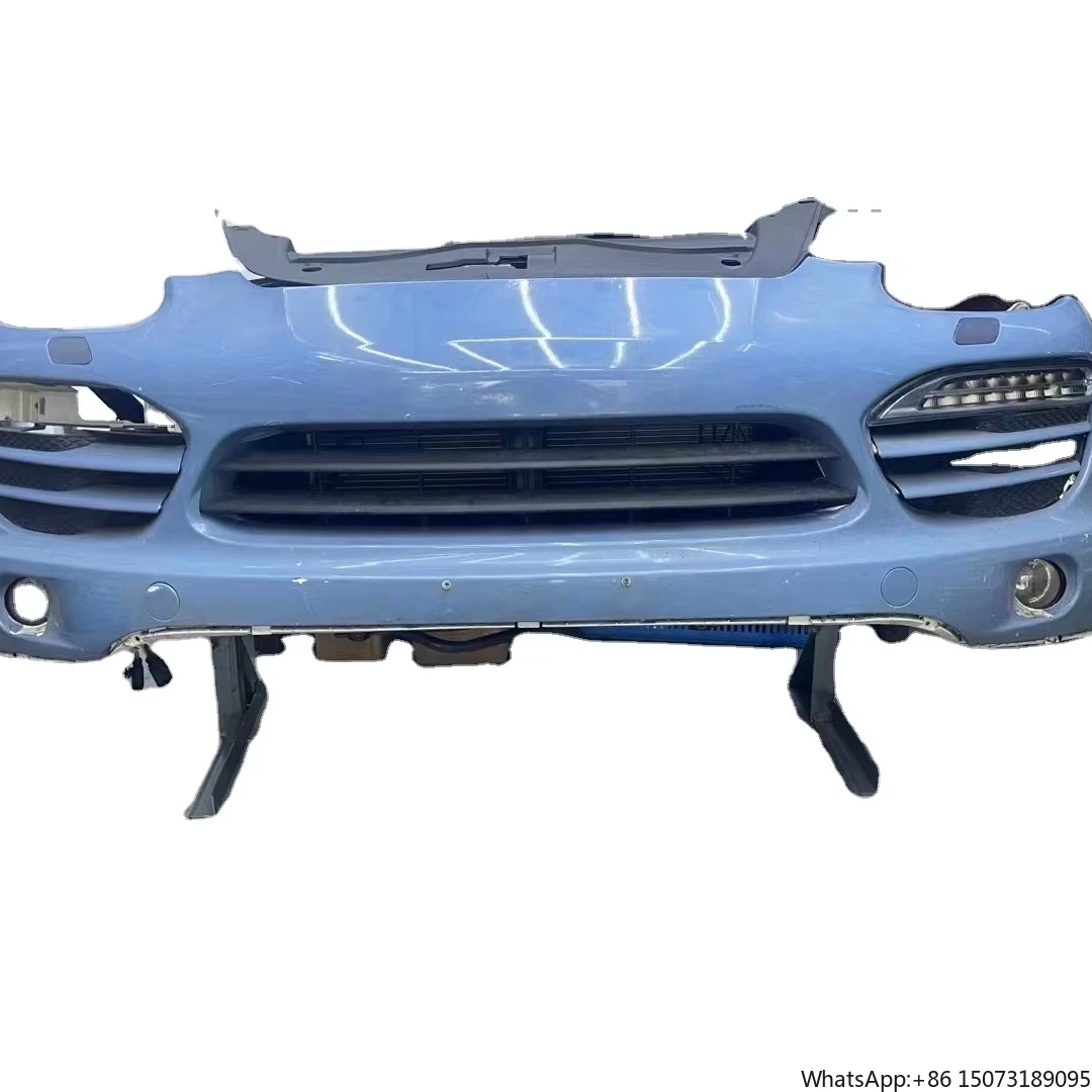 

Высококачественный пластиковый комплект для модернизации: передний бампер, фара, решетка радиатора, воздухозаборник, капот (модель 2012 года)