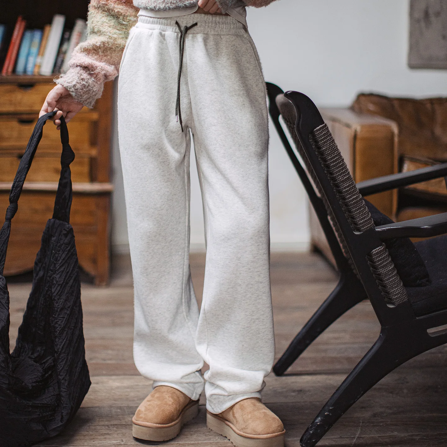 Maden Casual Loose Fleece-lined Sweatpants with Double-bar Striped Design Trousers for Women's Autumn and Winter Sports Pants