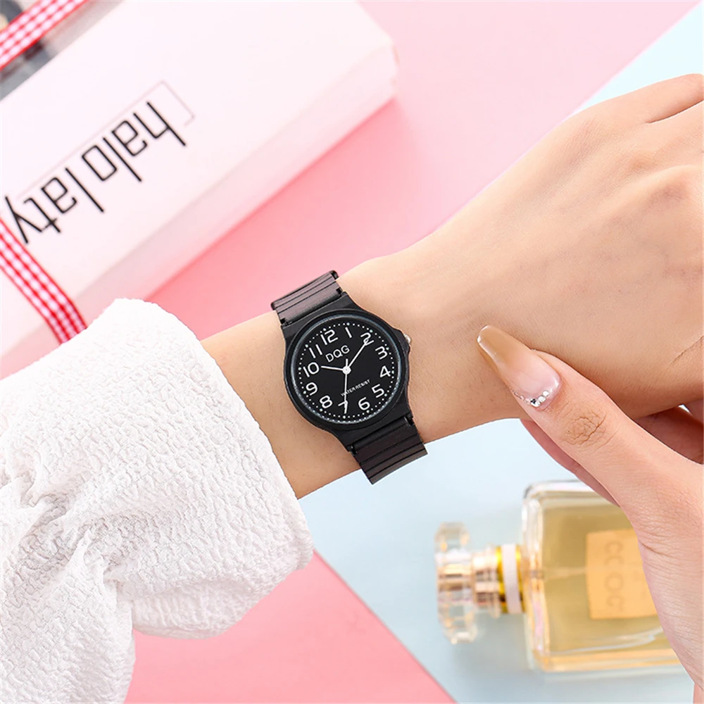 여성용 컴팩트 쿼츠 시계, 실리콘 스트랩, 캐주얼 스포츠 스타일 시계