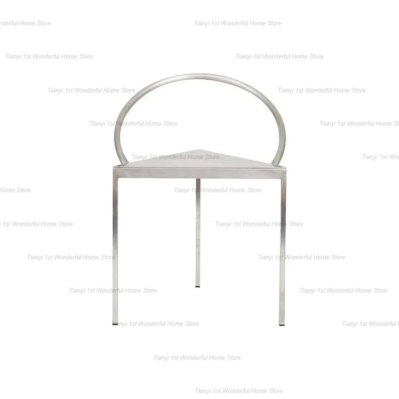 Italian Minimalist Dining Chai Creative Nordic Triangle R Art Mid Century Dining Chair Designer Metal Muebles Furniture