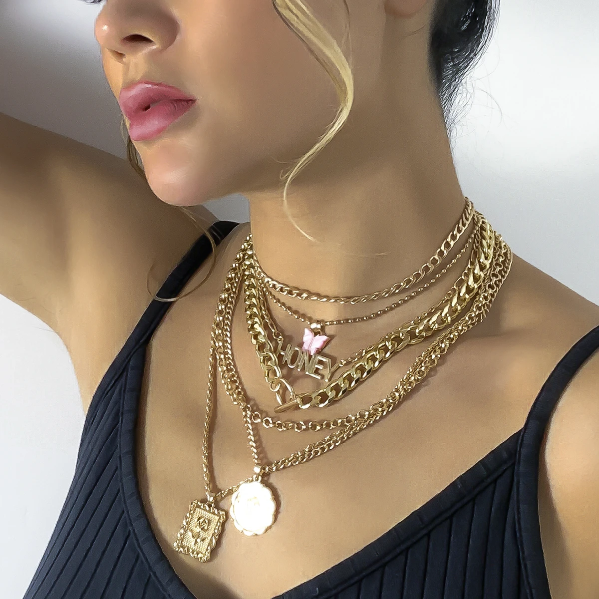 7Pcs/Set Punk Butterfly Coin Pendant Necklace for Women Vintage OT Buckle Gold Color Thick Cuban Chain Steampunk Party Jewelry