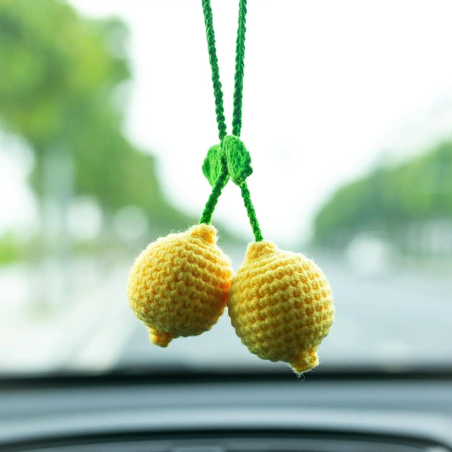 Handmade Kawaii Avocado Flower Car Accessories Decor Teens Interior Rear View Mirror Hanging Charm Fruit Decoration Ornamentos