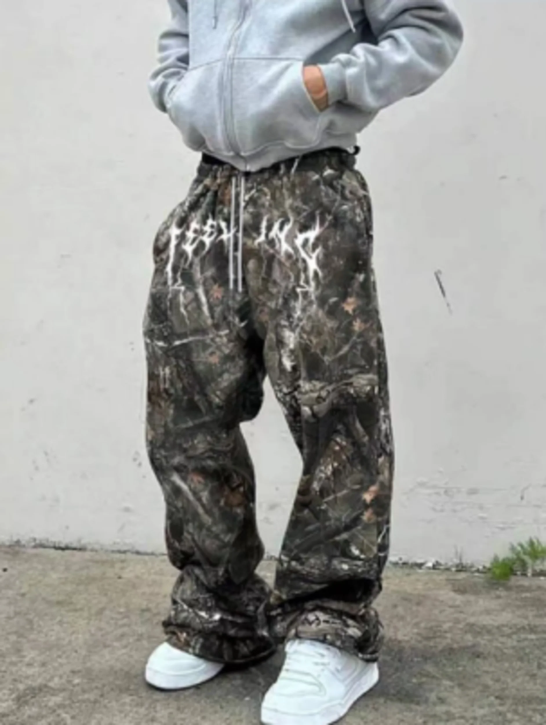 

Men's Y2k Camo Sweatpants Drawstring Elastic Waist Baggy Wide Leg Loose Pants Casual Streetwear, Men Pants, Halloween Costumes