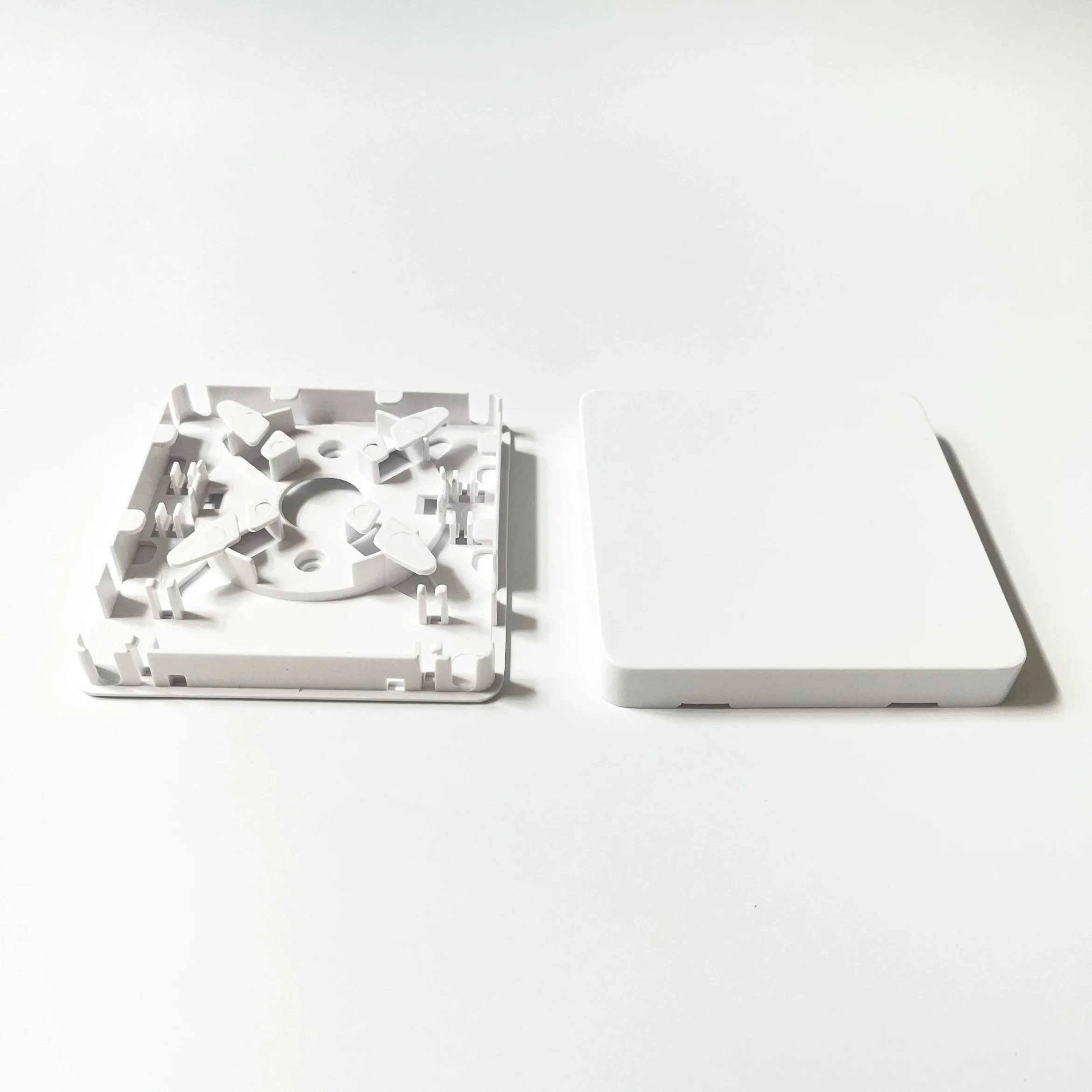 กล่องต่อสายไฟเบอร์ออปติก20ชิ้นวัสดุ ABS 90*95*15มม.