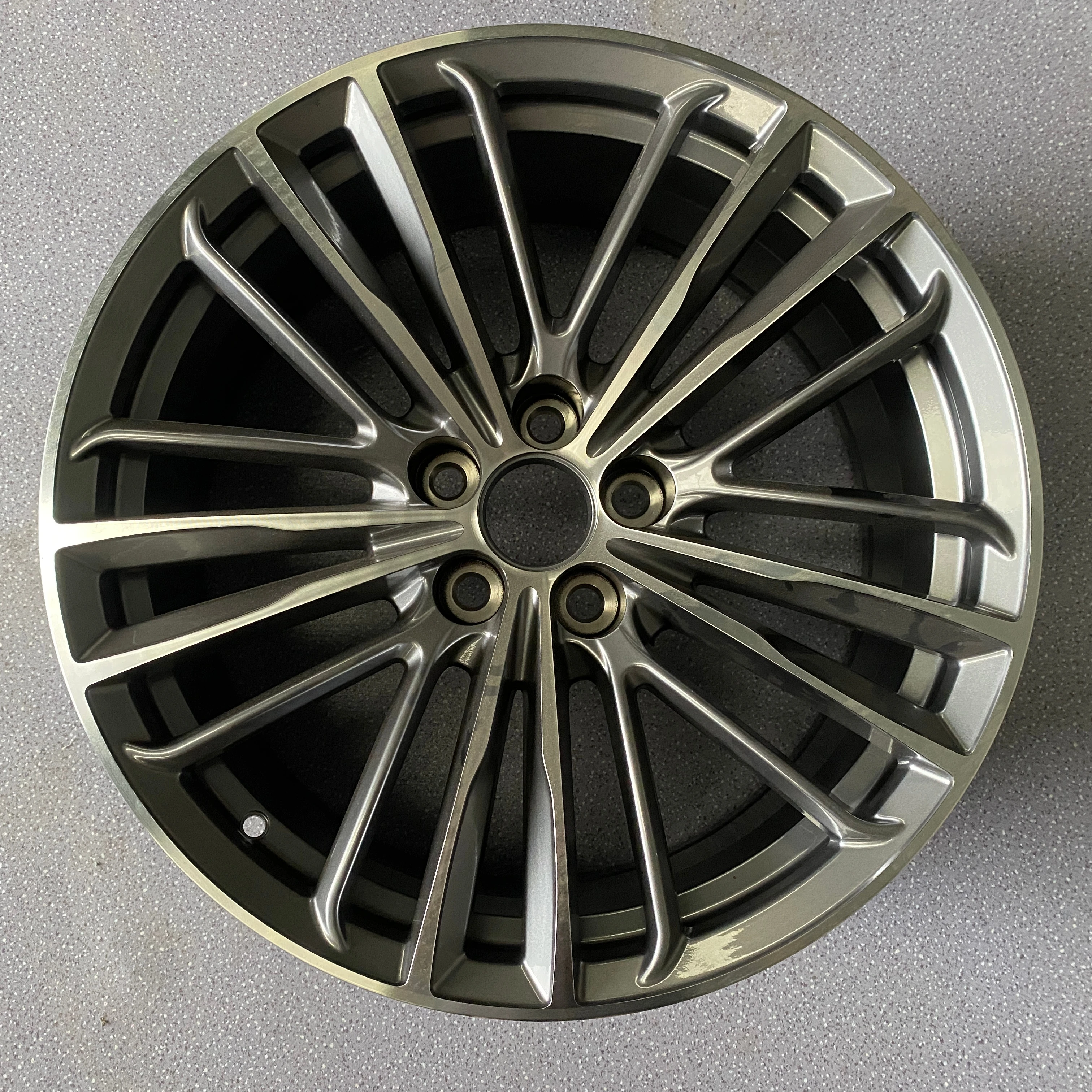 

High Quality 35mm Forged Aluminum Passenger Car Wheels New Car Rims with Power