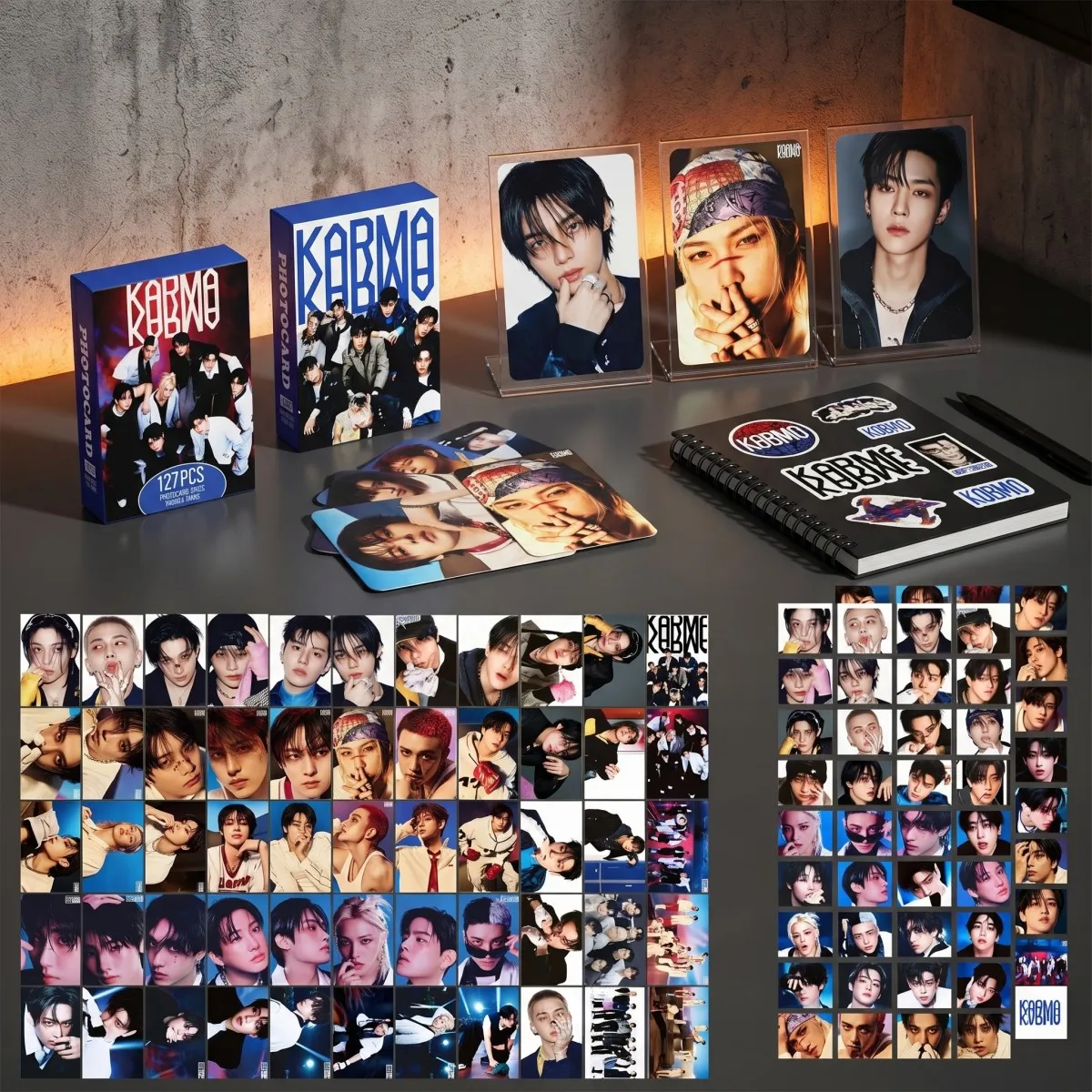 

Набор фотокарточек K-pop Stray Kids KARMA: 8 участников, тематические LOMO-карточки с изображениями группы + стикеры для фанатов Skzoo и совместного использования на вечеринках