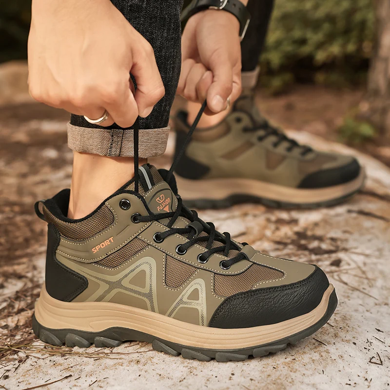 

Winter New Men'S Outdoor Snow Boots Warm And Plush Casual Men'S Sports Shoes Anti Slip And Wear-Resistant Hiking Boots Mid Top