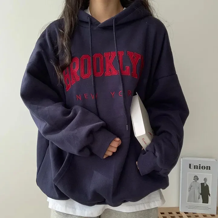 Sudadera con estampado de letras para mujer, jersey de manga larga, holgado, con bolsillo, para invierno, novedad de 2023