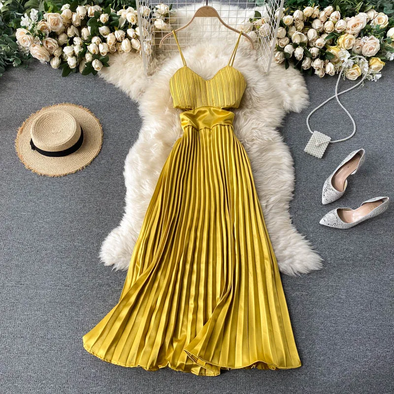 2023 New Summer Women Beach Vacation Sexy Backless Spaghetti Strap Dress Fashion Solid Color Miyake Pleated Long Dress